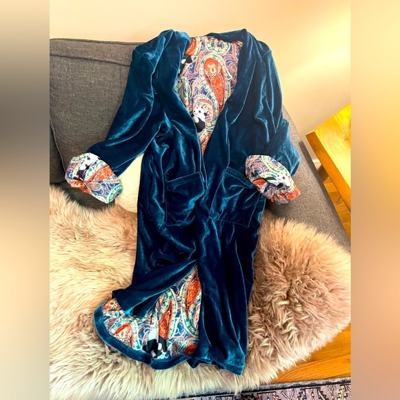 Teal Velvet and Colorful Panda inside SizE Large - Picture 1 of 6